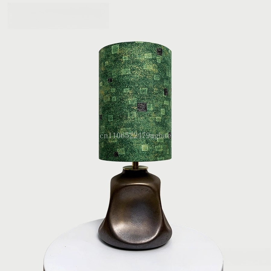 Lámpara de mesa de tela dorada - Century Textile & Sewing Supply Reviews reseña y precio